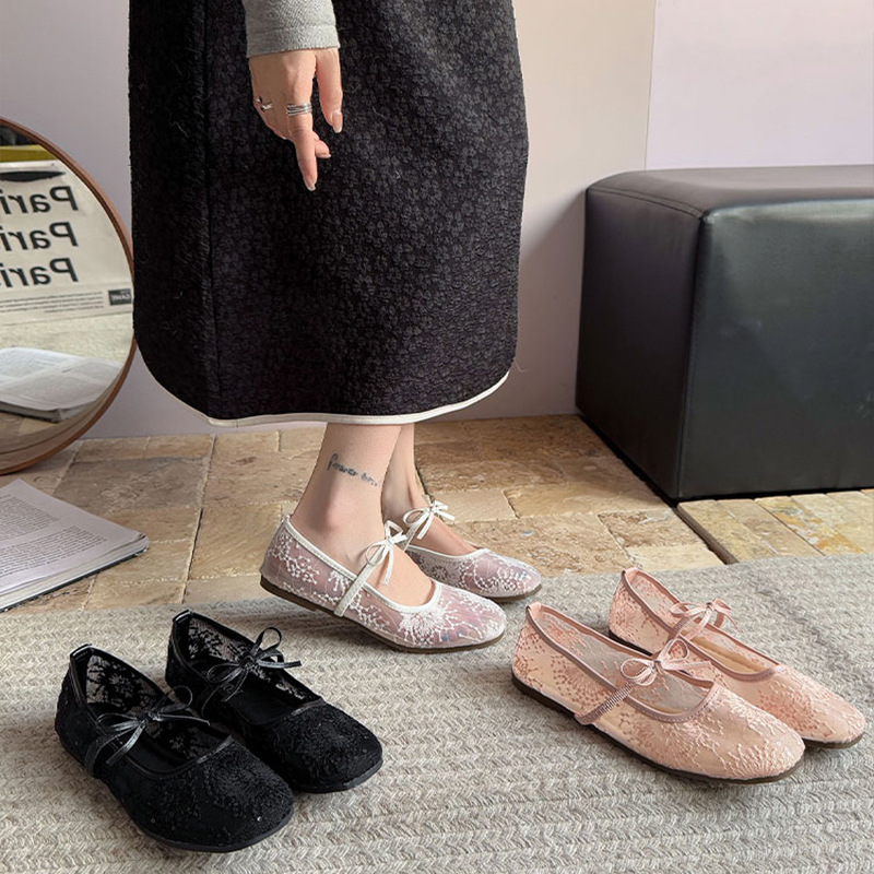 Embroidery Shoes - รองเท้าบัลเล่ต์แบบสวมสำหรับผู้หญิง รุ่นใหม่ปี 2026 ผ้าตาข่ายโปร่งลายปัก ระบายอากาศได้ดี พื้นรองเท้าแบบเรียบ