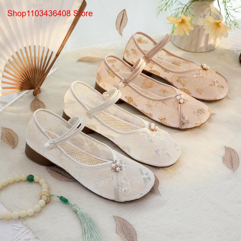 Embroidery Shoes - รองเท้าส้นเตี้ยตาข่ายแบบใหม่พร้อมงานปักเลื่อมสไตล์กี่เพ้าแบบดั้งเดิม รองเท้าตาข่ายเดี่ยวปักลาย
