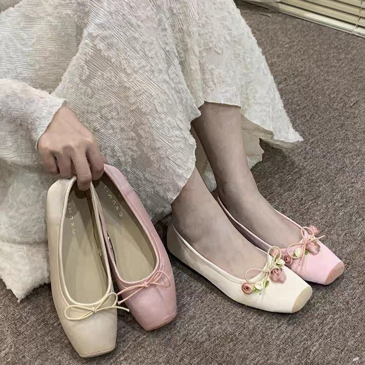 รองเท้าส้นเตี้ยแบบผูกโบว์สไตล์ - Embroidery Dress บทวิจารณ์และราคา