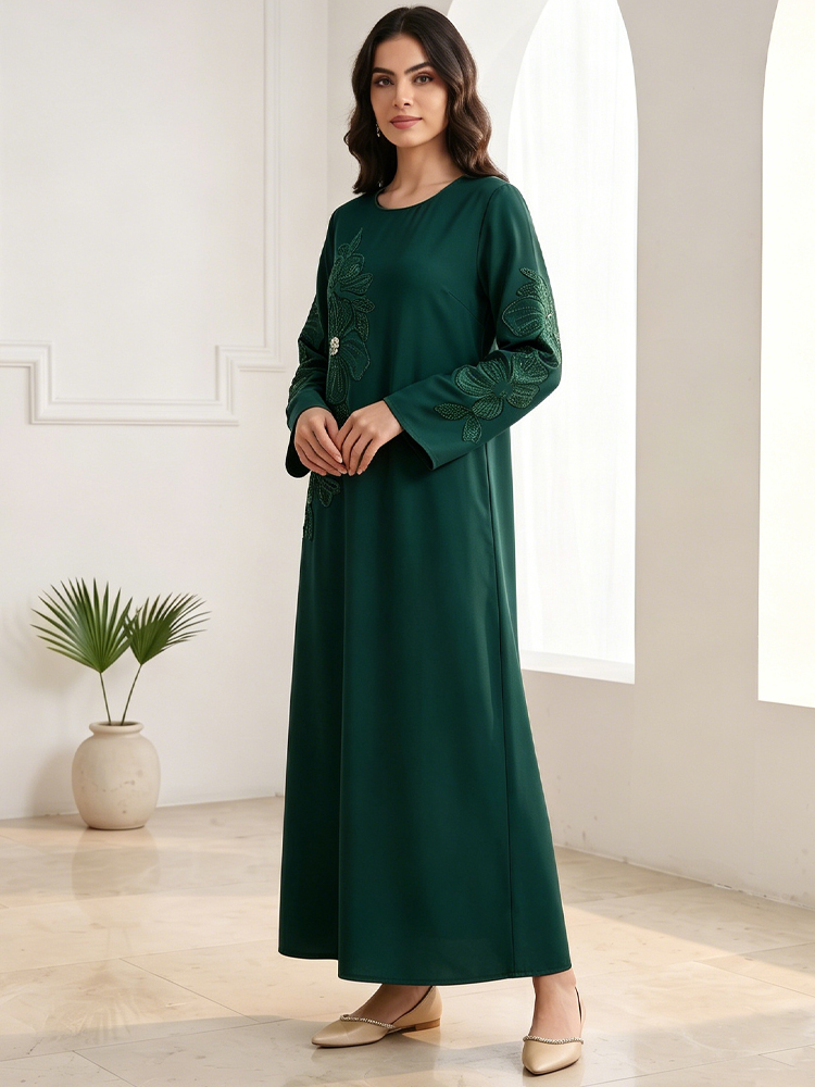 ชุดเดรสและอาบายะห์แบบดั้งเดิมส - Embroidery Kaftan บทวิจารณ์และราคา