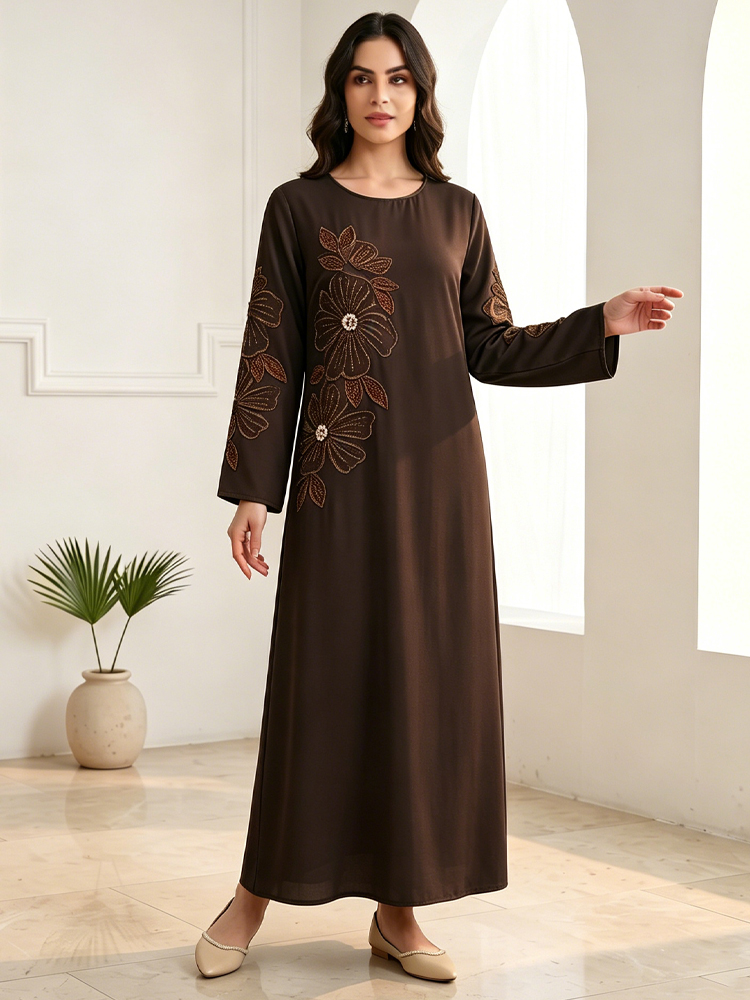 ชุดเดรสและอาบายะห์แบบดั้งเดิมส - Embroidery Kaftan บทวิจารณ์และราคา