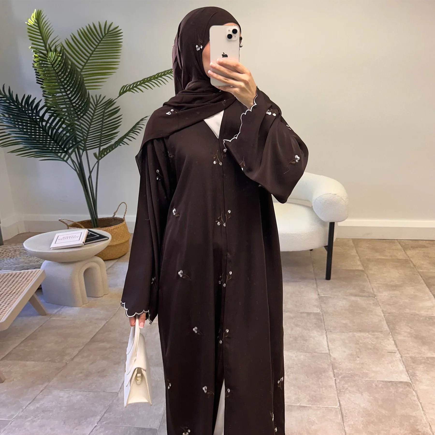 ชุดอาบายะปักลายสำหรับผู้หญิงใน - Embroidery Kaftan บทวิจารณ์และราคา