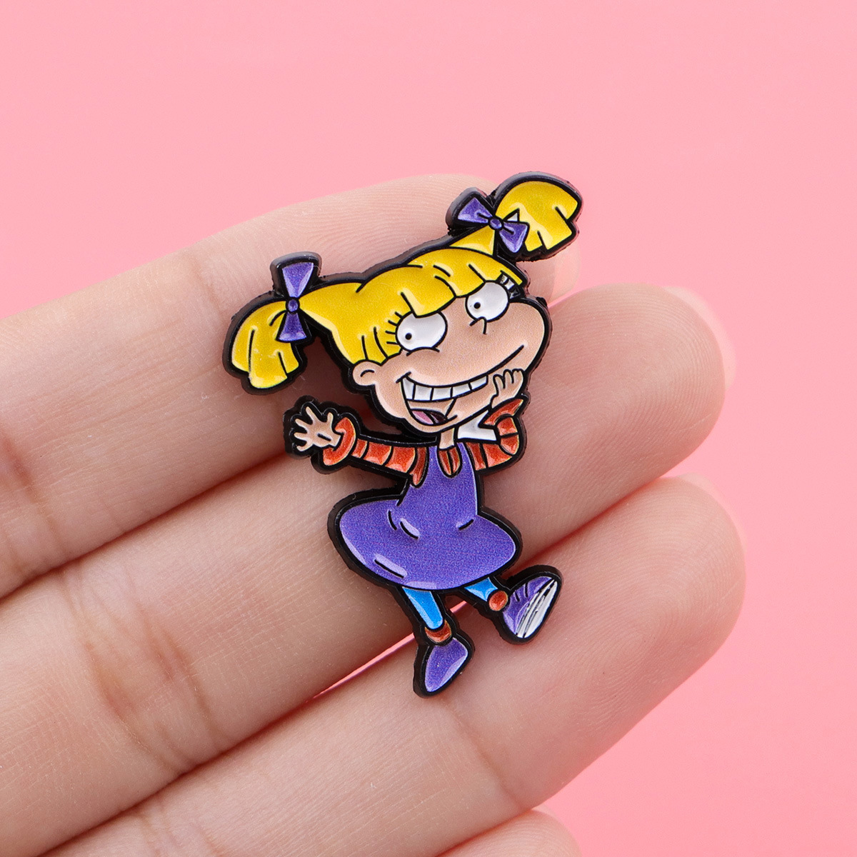 เข็มกลัดรูปตัวละครจากเรื่องรัก - Embroidery Textile บทวิจารณ์และราคา