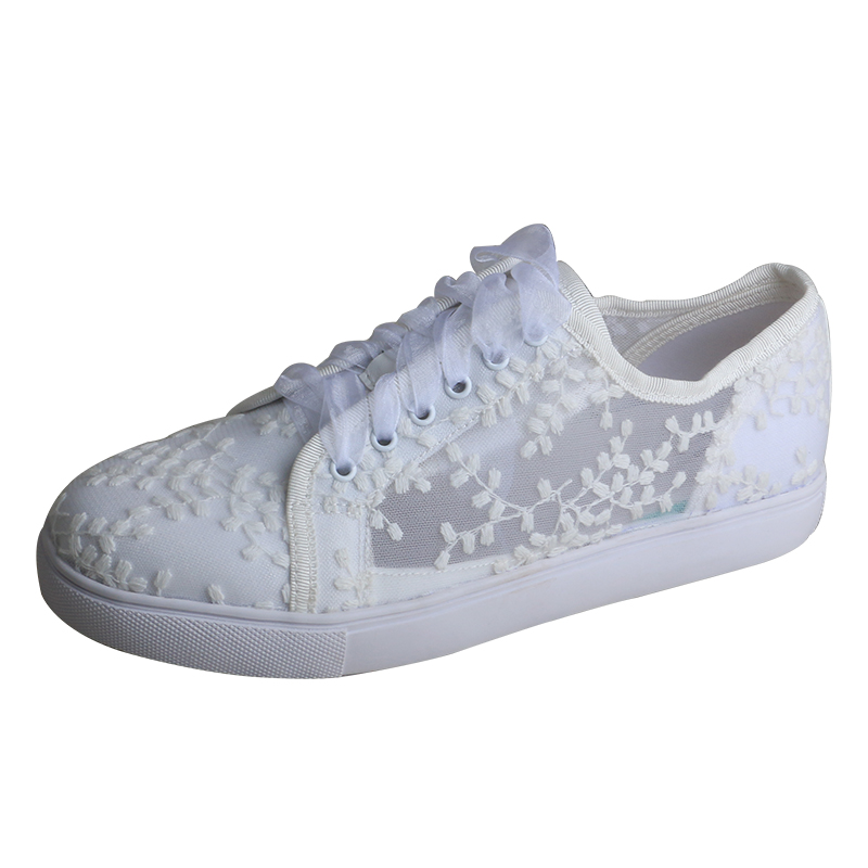 รองเท้าผ้าใบสีขาวสำหรับผู้หญิง - Embroidery Shoes บทวิจารณ์และราคา