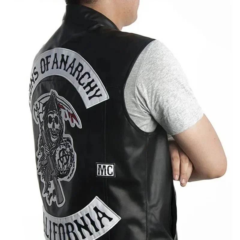 เสื้อกั๊กหนัง PU สำหรับผู้ชาย  - Embroidery Vest บทวิจารณ์และราคา