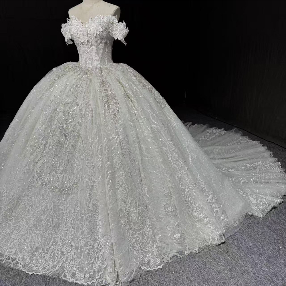 ชุดแต่งงานแบบปรับแต่งได้ คอวี  - Embroidery Organza บทวิจารณ์และราคา